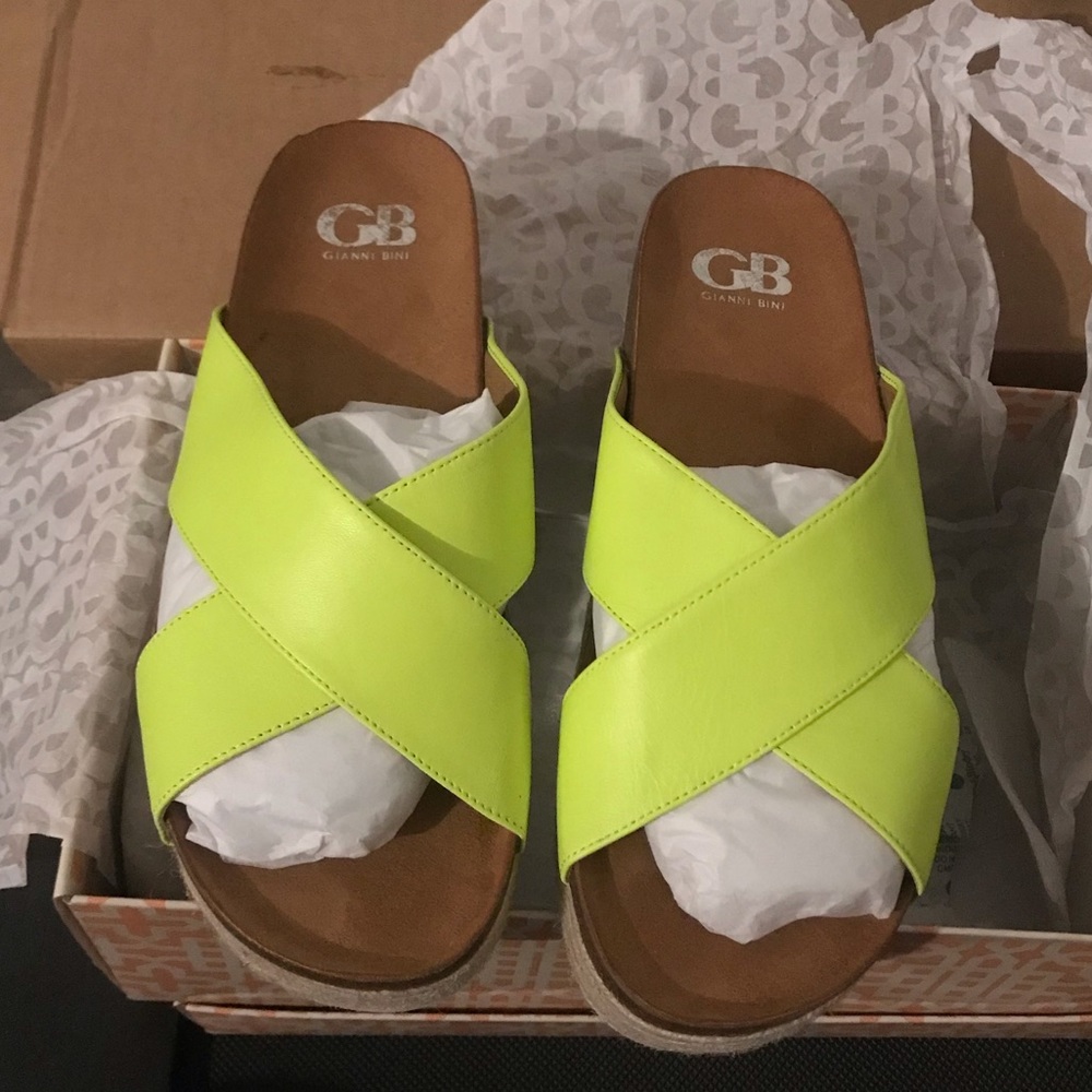 Gianni Bini Nailed It Platform Sandals